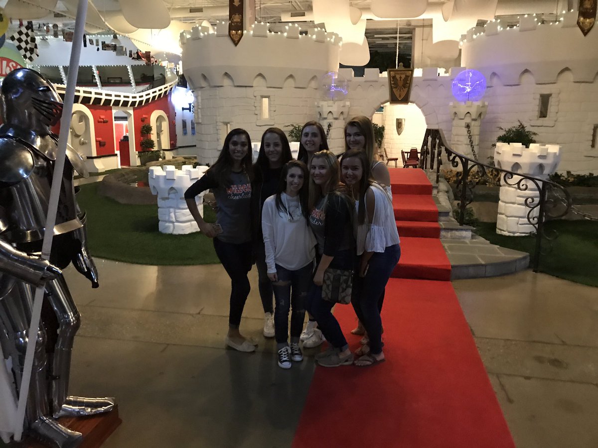 Awesome visit to <a href="/Inventionland/">Inventionland</a> with <a href="/Michelebutler05/">Michele</a> marketing students! #glshs #9stepprocess #beinnovative