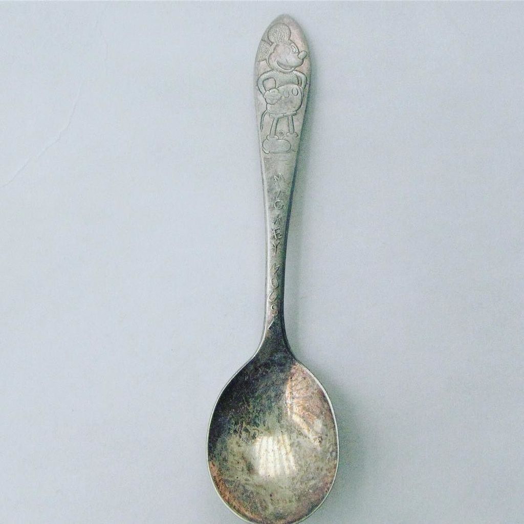 TPCDisney's tweet photo. WALT DISNEY 1930'S VINTAGE MICKEY MOUSE WM ROGERS SILVER SPOON

#disney #mickeymouse #wdw #disneyland #disneyana #… https://t.co/CKpIlPTbFe https://t.co/ICqdXb9fA1