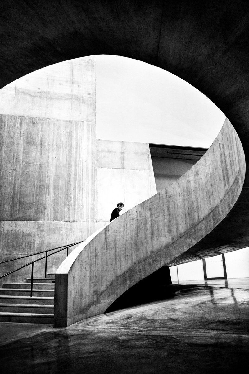 Street photographer Alan Schaller captures the stunning shades of everyday life. #LeicaM #Monochrom. Full Story bit.ly/AlanSchaller