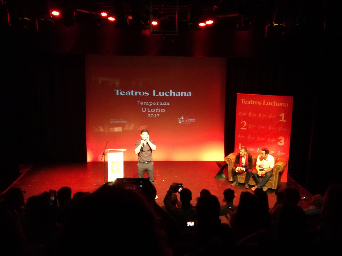 En la presentación de la temporada de <a href="/TeatrosLuchana/">Teatros Luchana</a>. Auguramos que será una temporada fantástica. ¡A por ello!
#LuchanaTemporada