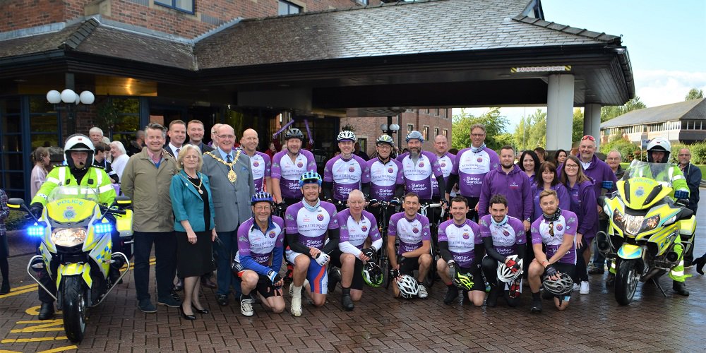 The @BOB4Kcycling ​team have raised £20,000 towards our #DestinationDreams holiday to #Florida for 25 families: caudwellchildren.com/vip-welcome-br… 💜