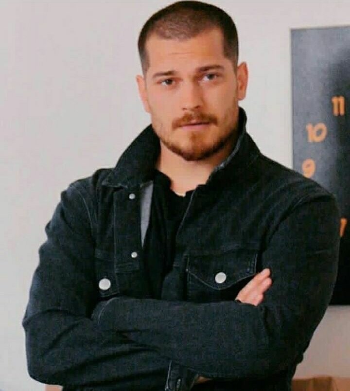 Cagatay Ulusoy Fans (@cagataywwfans) Twitter Profile • sTweetly