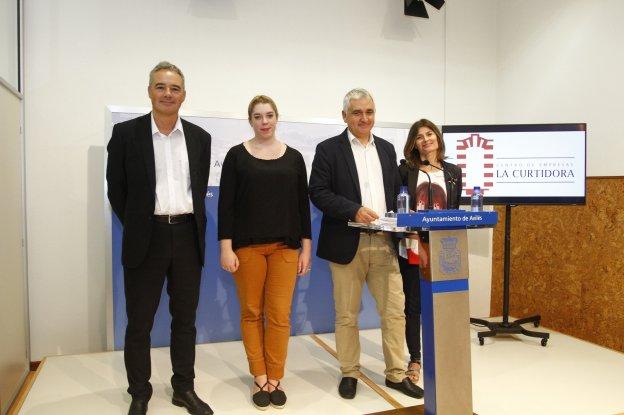 talent_enterpri's tweet photo. Aprender a "hacer negocio" jugando. Propuesta de #LaCurtidora y @talent_enterpri. Conectar emprendedores #septiembre
https://t.co/5diAGP3xNh https://t.co/485ZwxJcAT