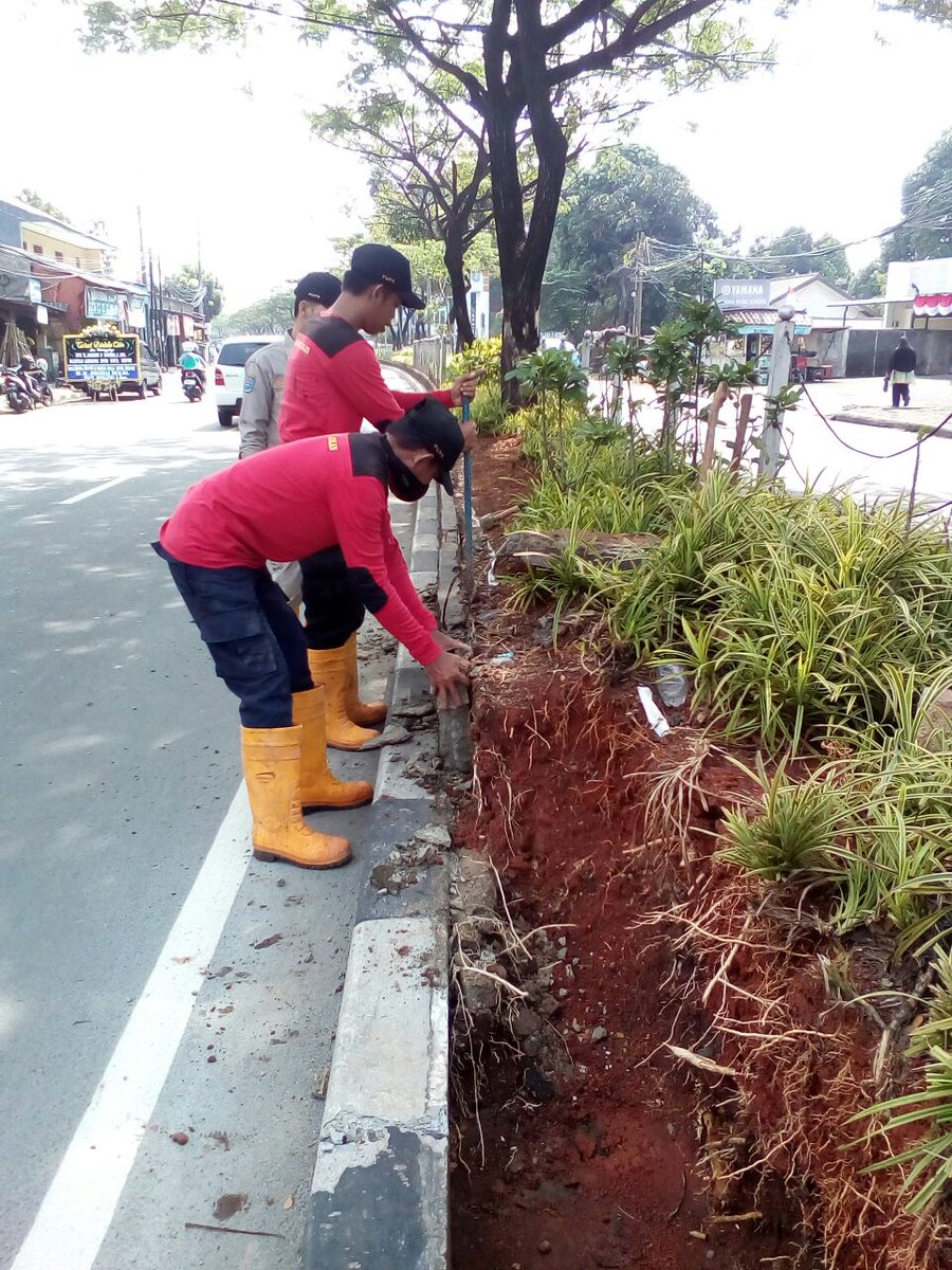 satgas jalan dan jembatan depok tweet media