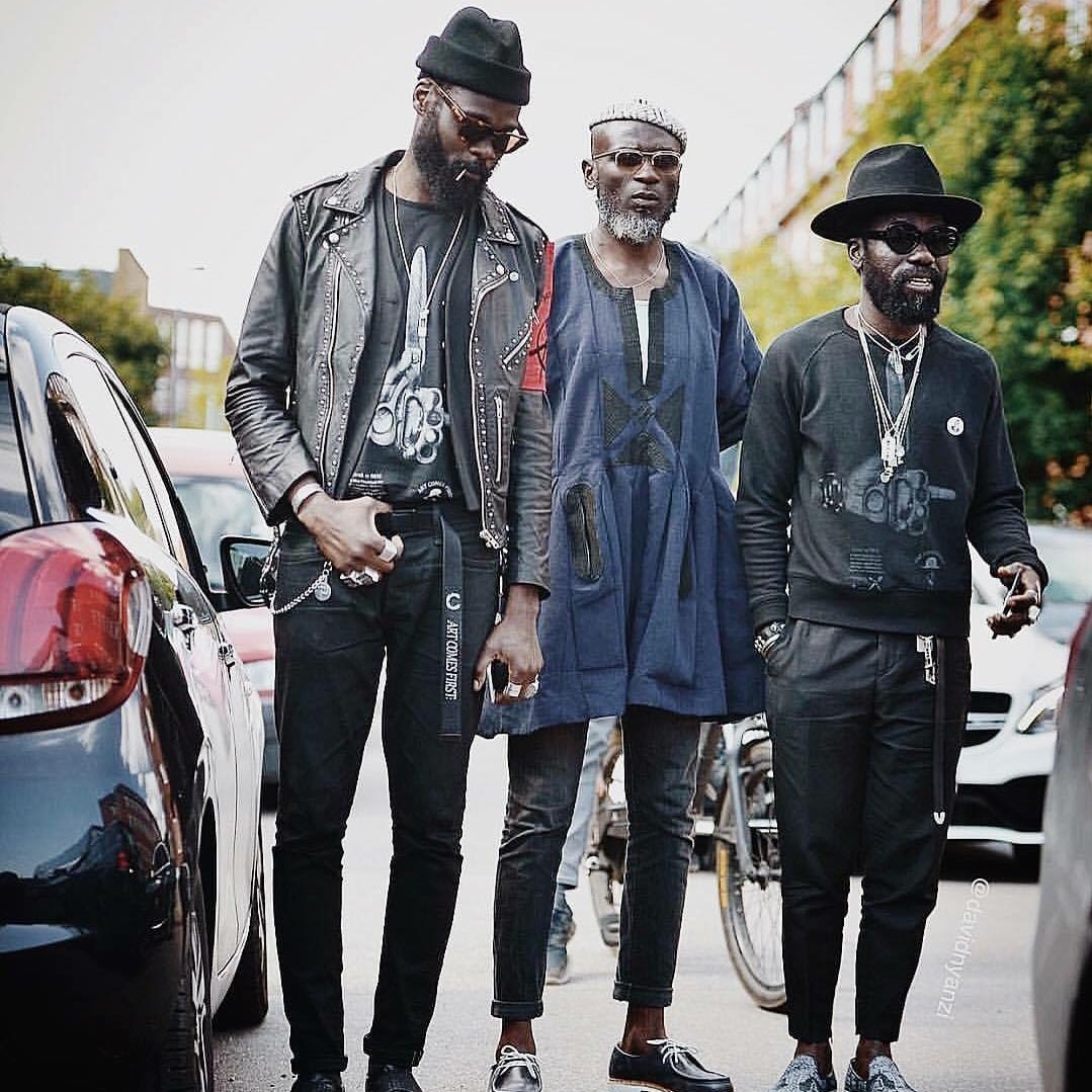 Offeringrec's tweet photo. #Kitendi
Art directed by @Art_Comes_First & styled by #marchenoirparis!
#acf #marchenoirparis #acfexperience #boddhisatva #badi https://t.co/PZDMntlP19
