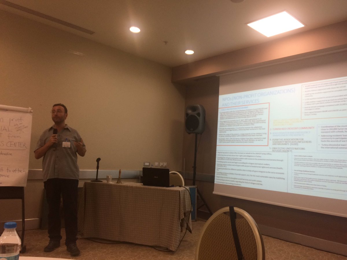 VikasKumar_UoP's tweet photo. Tunc delivering interesting talk on realistic picture of refugees in Turkey #LEAFD #Refugees @BritishCouncil @NewtonFund @Tubitak https://t.co/H2hkxan9xB