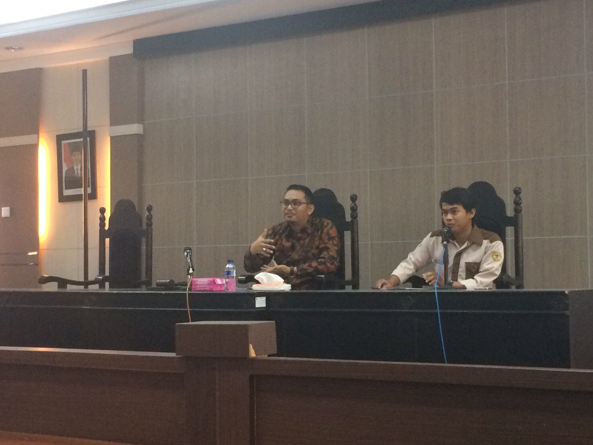 Suasana Kuliah Umum AMPUH " Penundaan Kewajiban Pembayaran Utang (PKPU) "