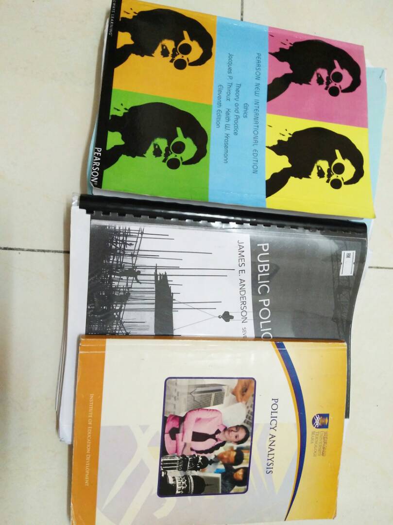 eyecareicare's tweet photo. Hi, I nak jual BUKU SEMESTER 4 DEGREE BAS . Anyone interested, you guys are so welcome to dm me. Thank you. Please rt! https://t.co/k94kTte0Uw