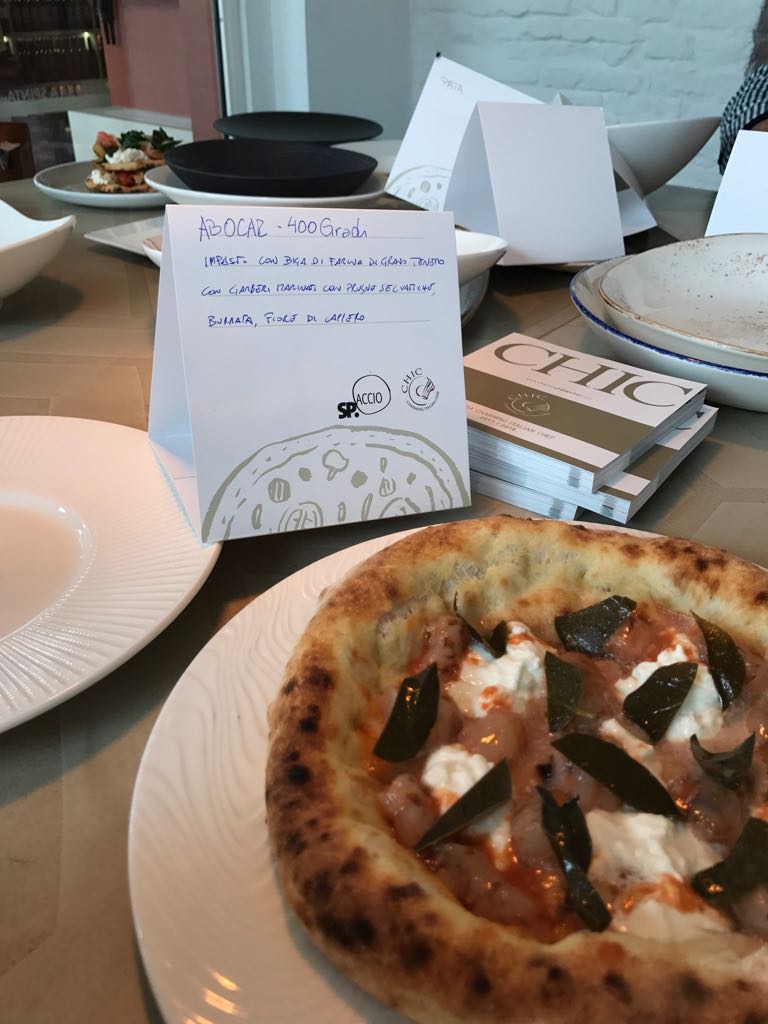 selecta_spa's tweet photo. Pizze d'autore direttamente da #InTheKitchenTour by @ChicChefs. #alleatiditalento #chicchef #itkt #primiziediSelecta #food #11settembre https://t.co/aIe3ZGvgHZ
