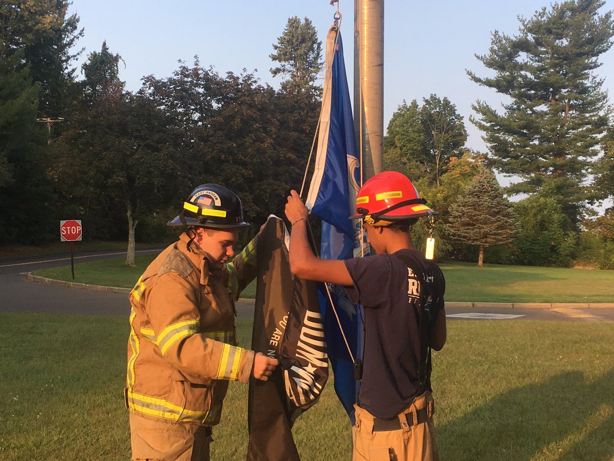 johnryan104's tweet photo. Student volunteer firefighters honor first responders and those who lived and perished on 9/11. Proud of this student initiative https://t.co/AG9b2QGtOI