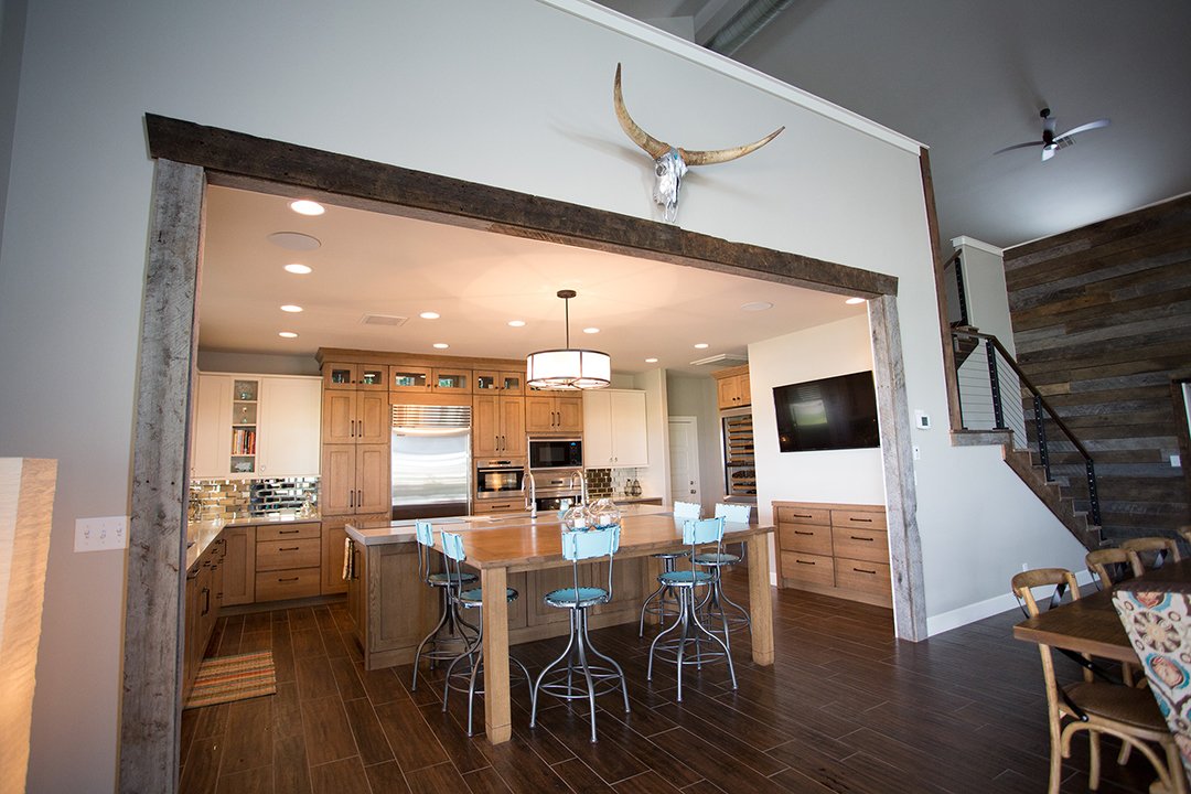 KitchenDesignOK's tweet photo. Meanwhile, back at the ranch, there is a kitchen with all the comforts of home &amp; a #GalleyWorkstation. #tulsakitchendesigner #kitchenideas https://t.co/zOuqwczA4r