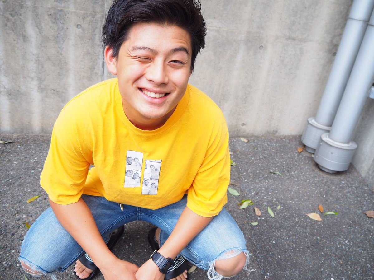 lovebonbon41's tweet photo. 一昨年、自信満々でミスコンに出場し普通に予選敗退を果たしたエントリーNo.7小寺泰夢です🐟
友人の後押しにより今回福大ミスコンにリベンジマッチする事になりました✨ミスコンをリベンジする人は普通いない😩
筋トレしたんで一昨年よりも男磨けてると思います！応援お願いします💪
#拡散希望 https://t.co/MR5y7lfSkj