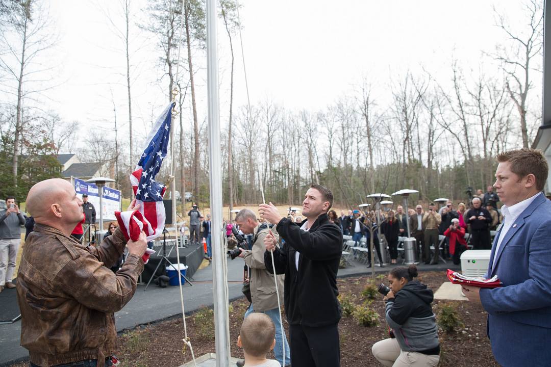 northAmericanVL's tweet image. Today we honor the Americans who lost their lives and thank those who protect our home #NeverForget #September11th goo.gl/C3q3ZQ