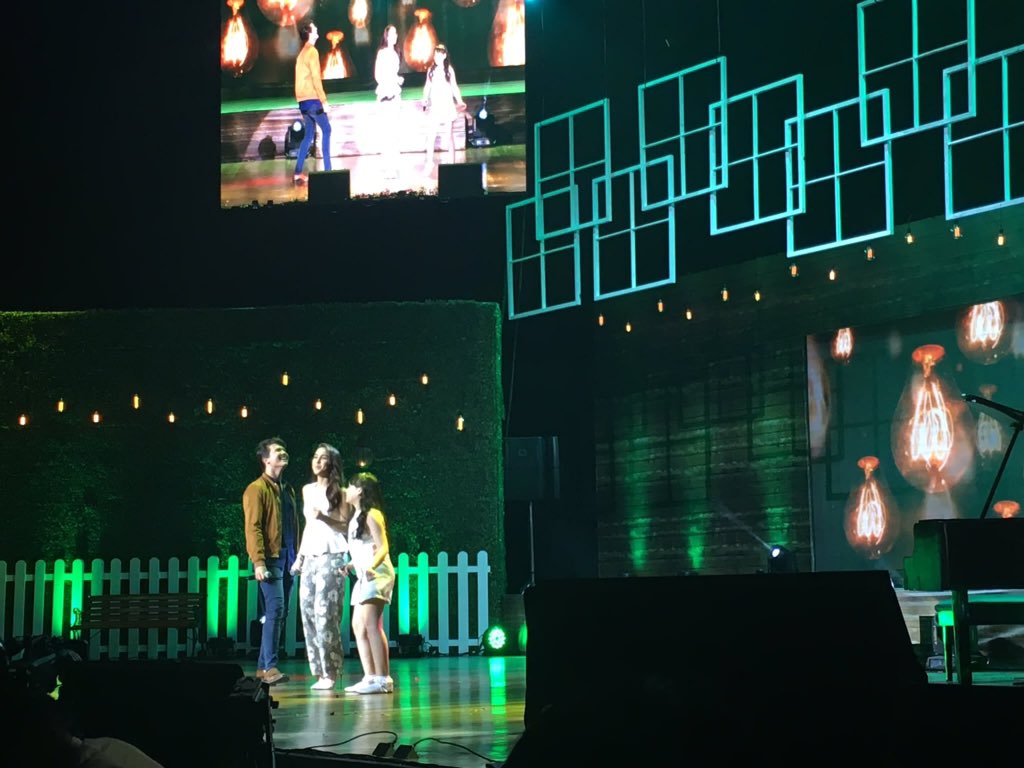 stanjk__'s tweet photo. RT @ronan_sioson: Noble kids #LoveGoalsALTLConcert #ALTLLimelight #ALoveToLast
@KarlosLabajo #ALTLBoom https://t.co/GYfcY3Es7Y