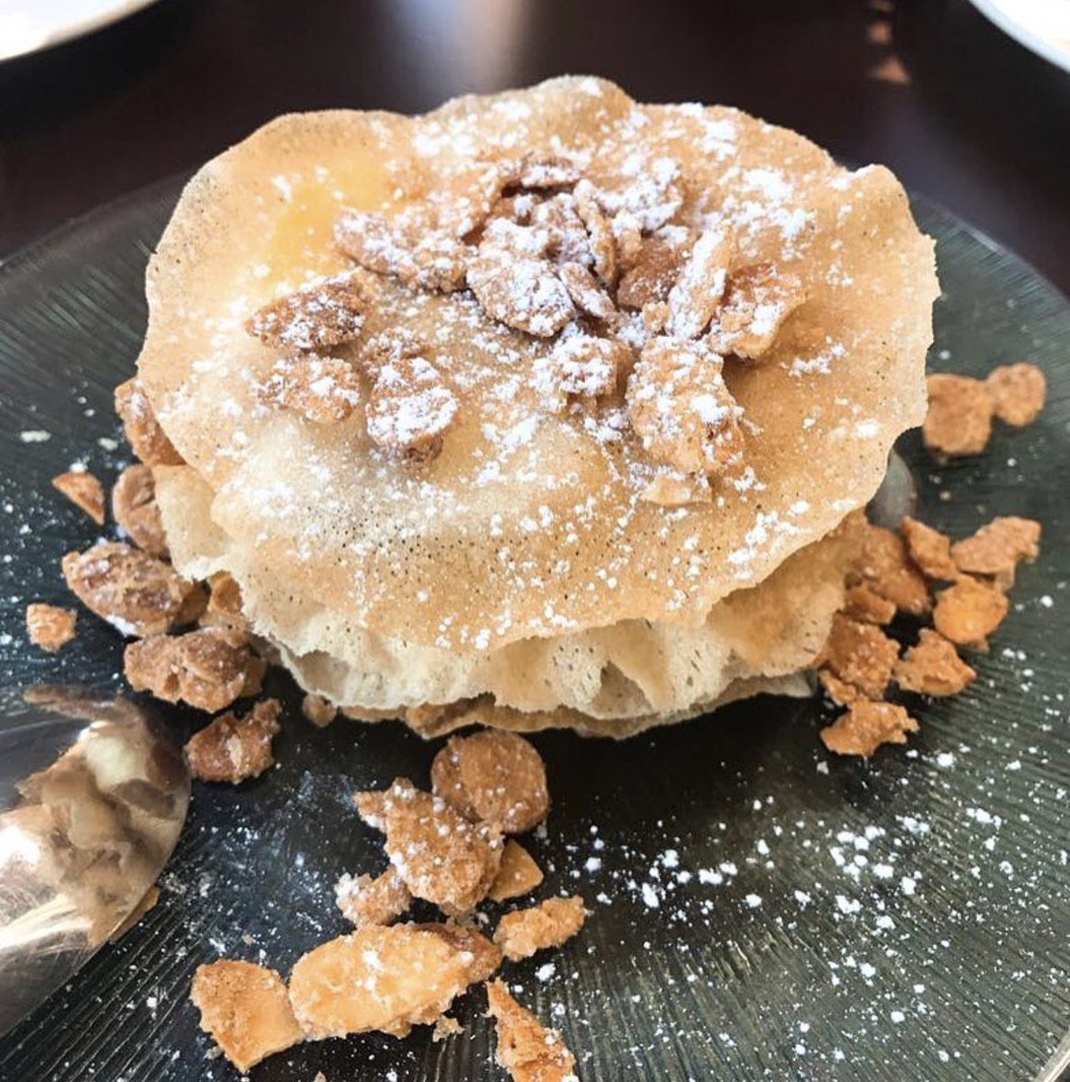barbillonoyste's tweet photo. Siempre hay sitio para el postre, ¿verdad?  #BarbillonOyster 
IG pic by madridexquisito https://t.co/9k4uEQIAcz