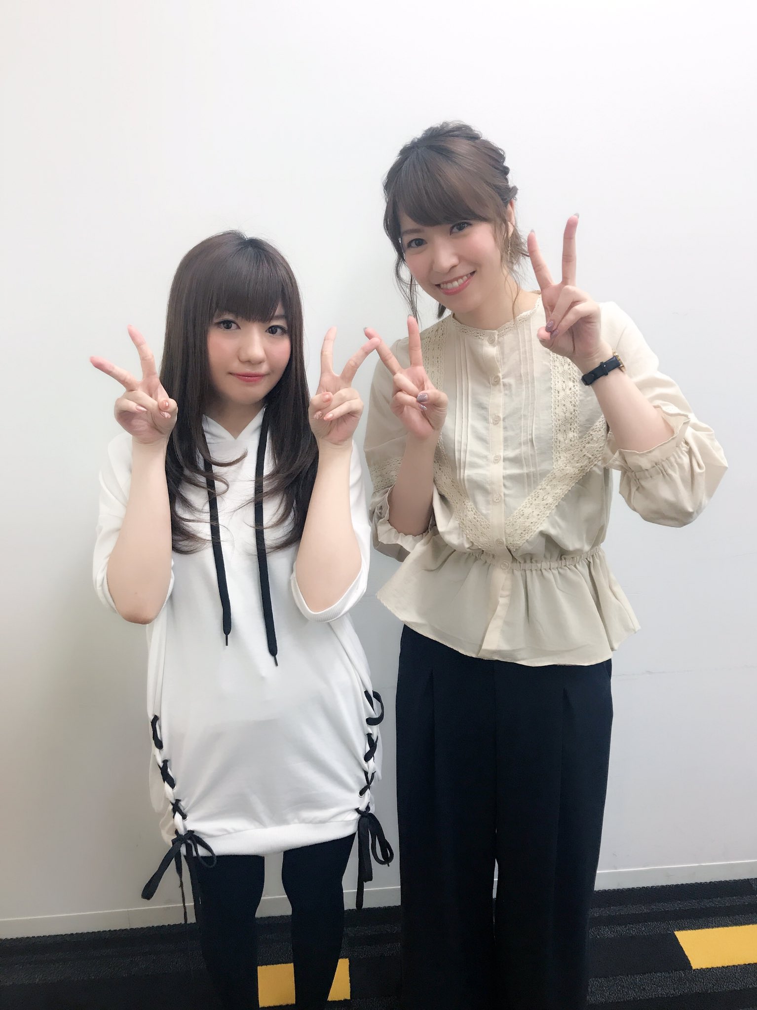 青木瑠璃子のアイコン 藍原ことみさんゲストで デレステ 深夜廻 でした どちらもヒドくて最高でした 褒め言葉 藍原さん また来てくださいね 未視聴の方は ぜひtsでご覧くださいませー T Co Sr5ondzyuv Ruriko Icon T Co