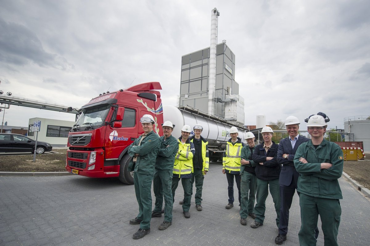 Empyro1's tweet photo. Benieuwd hoe wij olie maken? Kom zaterdag een kijkje nemen tijdens de open bedrijven dag! @asnbank @EnergiefondsOV https://t.co/q5qEUt7Ozj https://t.co/RH6WiLO5vR