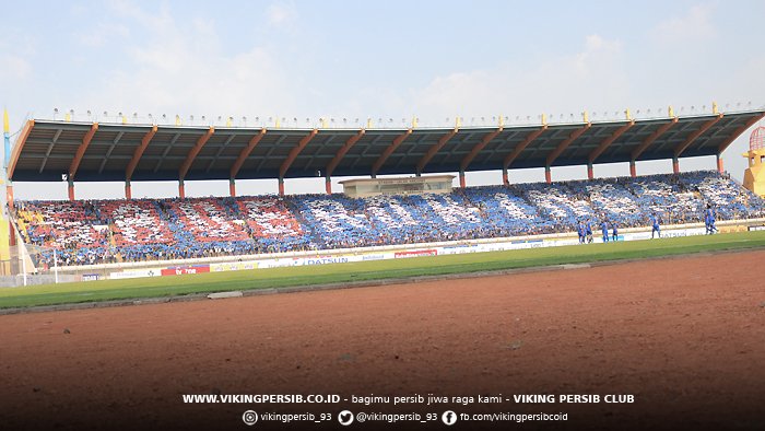 Komdis Pastikan Bobotoh Kena Sanksi Karena Aksi Kemanusiaan vikingpersib.co.id/berita/2862/ko…