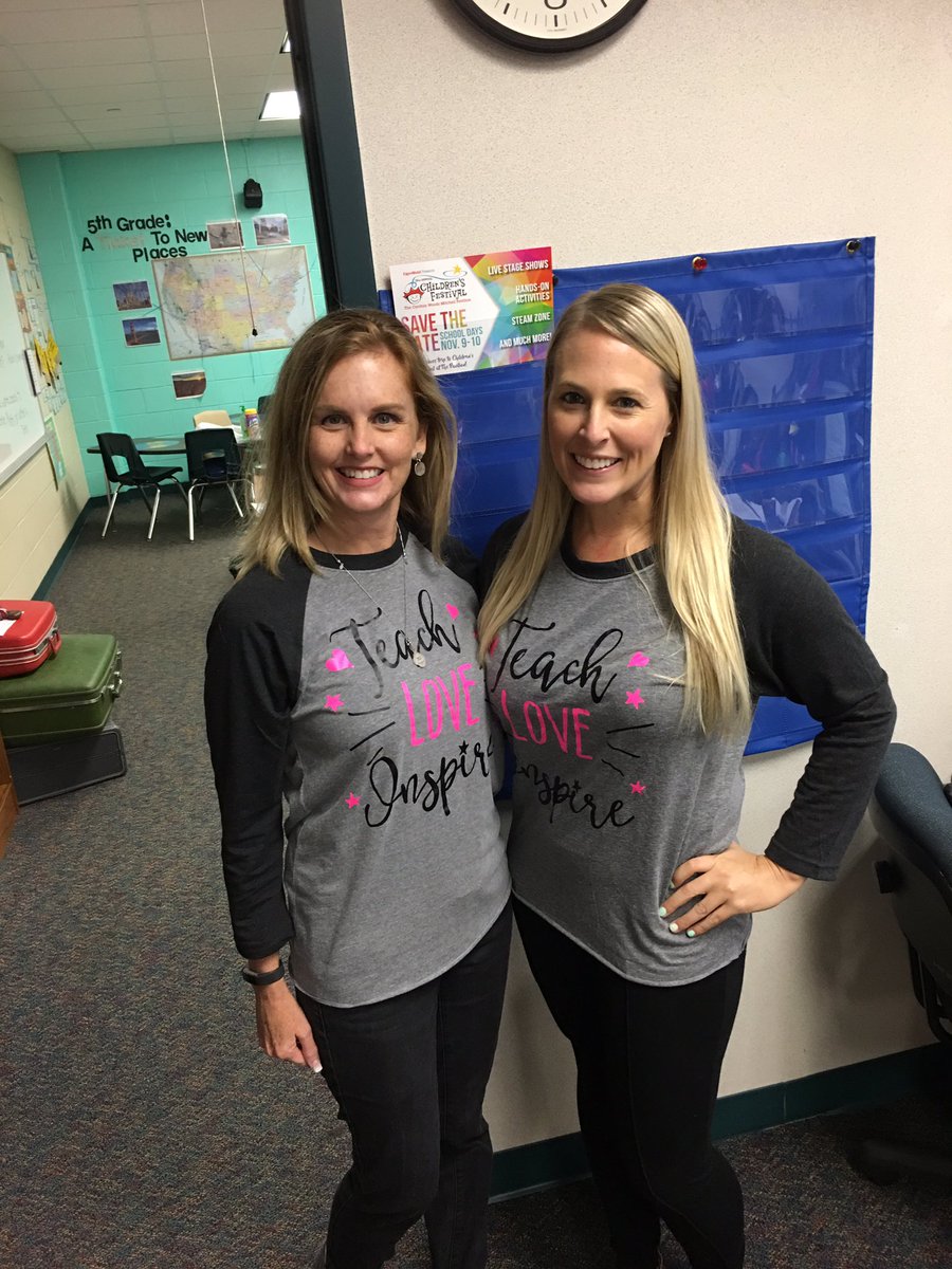MGetzPLE's tweet photo. #HumbleISD #teamwork @HumbleISD_PLE #friendsmakeworkfun https://t.co/jOzNMDK4ug