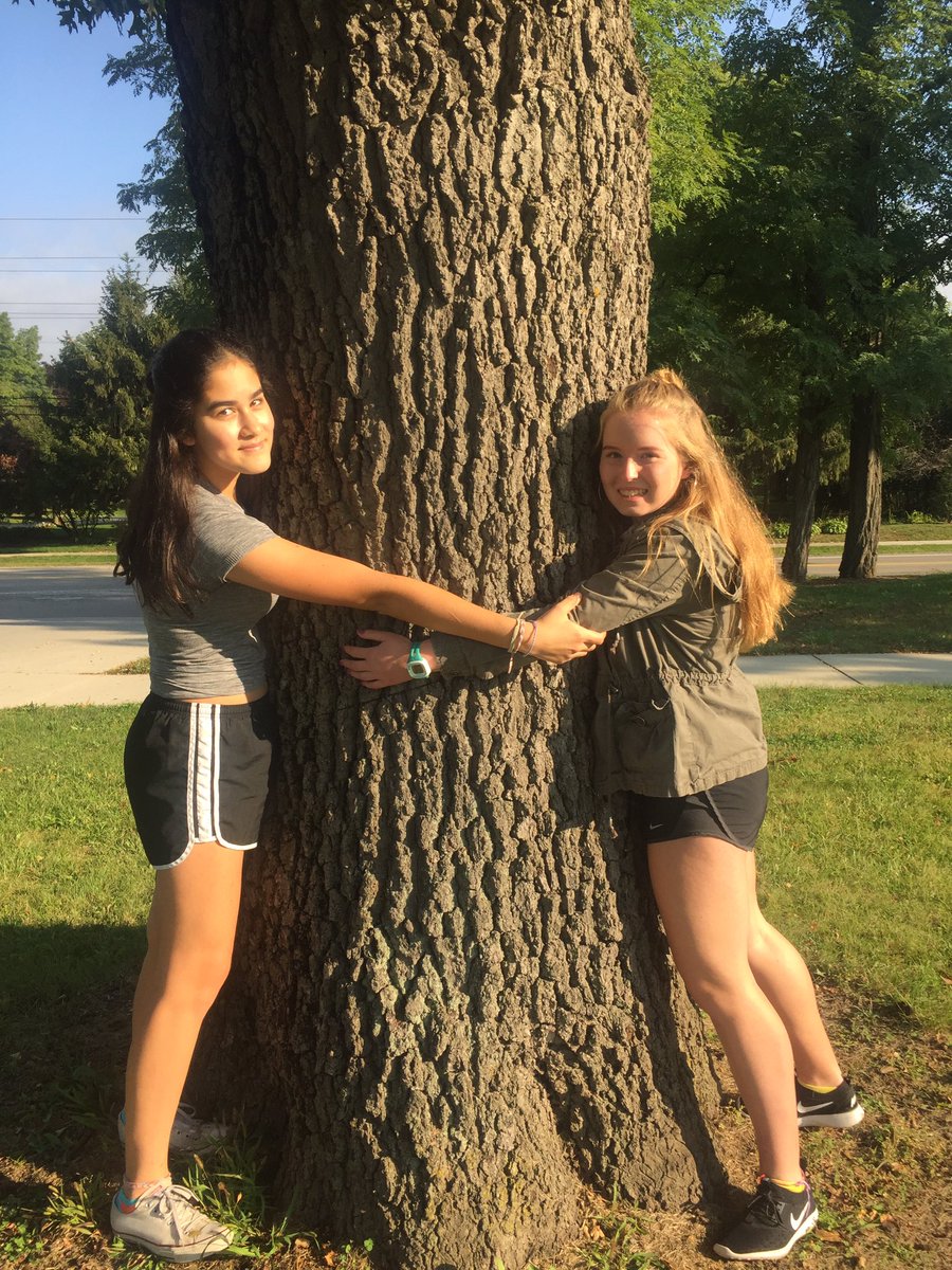 Noellerchan's tweet photo. @iborganization @StudentsIA #cdayia #iarocks #caring https://t.co/tMEXIXNXrp