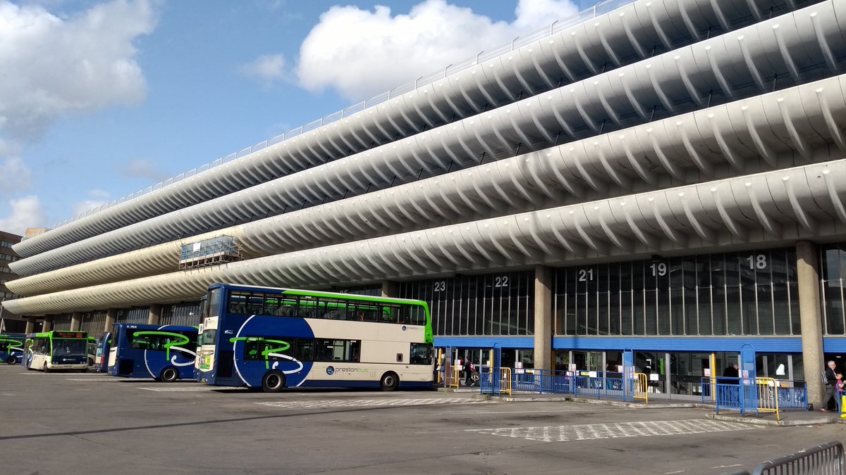 Preston bus station looking badass. Miles from the train stn, so vast my bus took 8 mins to drive round it, but glad it got saved #brutalism