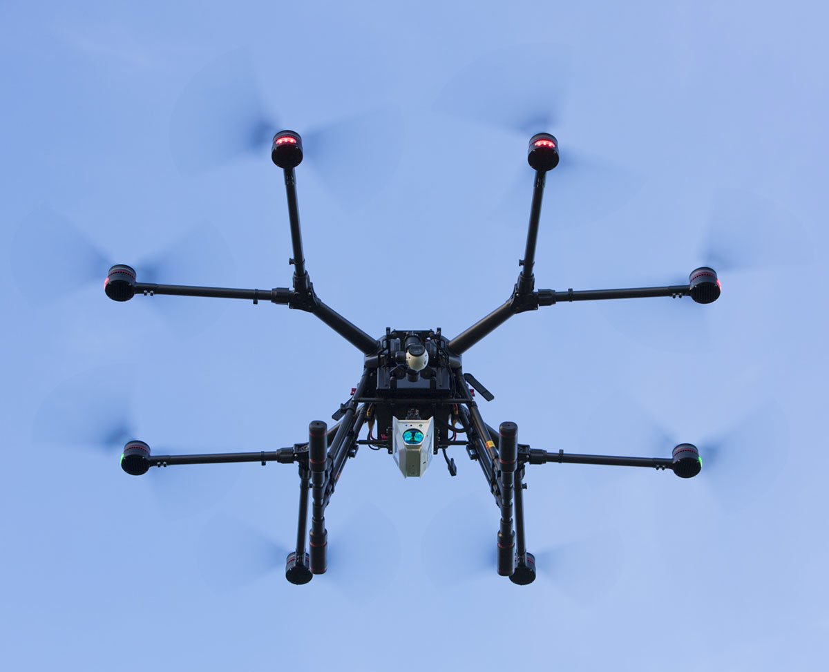 quadrocopters's tweet photo. Wind 8 flying with 12s 12000 smart lipo. #methanedetector #drone #uav #aerialsensor #oktokopter @djiglobal https://t.co/TBAlhg7tjK