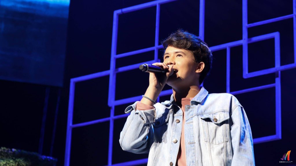 stanjk__'s tweet photo. JK Labajo π€ππ
#LucasNoble Β© @OneMusicPH
#LoveGoalsALTLConcert #ALTLLimelight #ALoveToLast
@KarlosLabajo #ALTLBoom https://t.co/yFyFgTF1ag