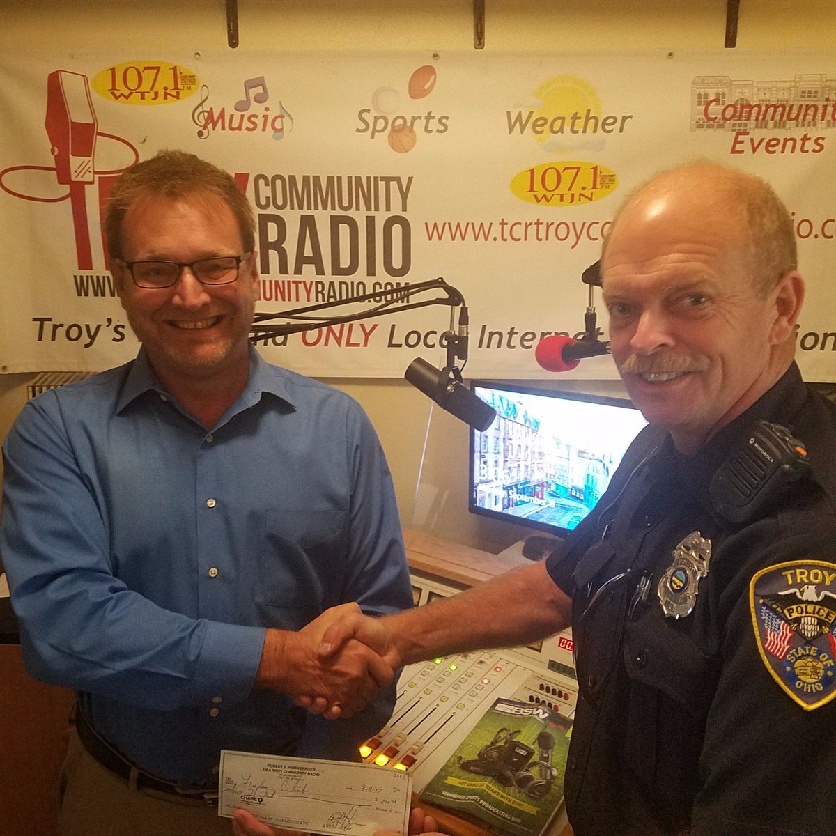 Proud to present a $200 check for next years 911 Freedom Climb to Officer Joe Stutz. <a href="/PiquaBattery/">Piqua Battery</a>, <a href="/DrTeethAah/">Armstrong Dentistry</a>