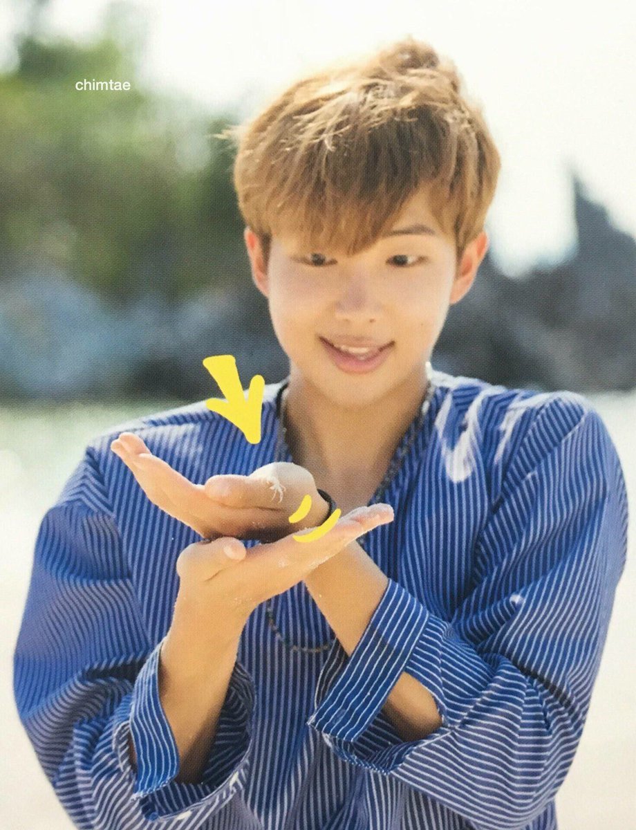 Autumnlee_26's tweet photo. Happy Birthday Namjoon. I hope it's as wonderful as you are.  ❤️❤️❤️@BTS_twt  #happybirthdayRM #happyrmday #hbRM #bts 🎂🦀💖💝 https://t.co/zduxJQAWmQ