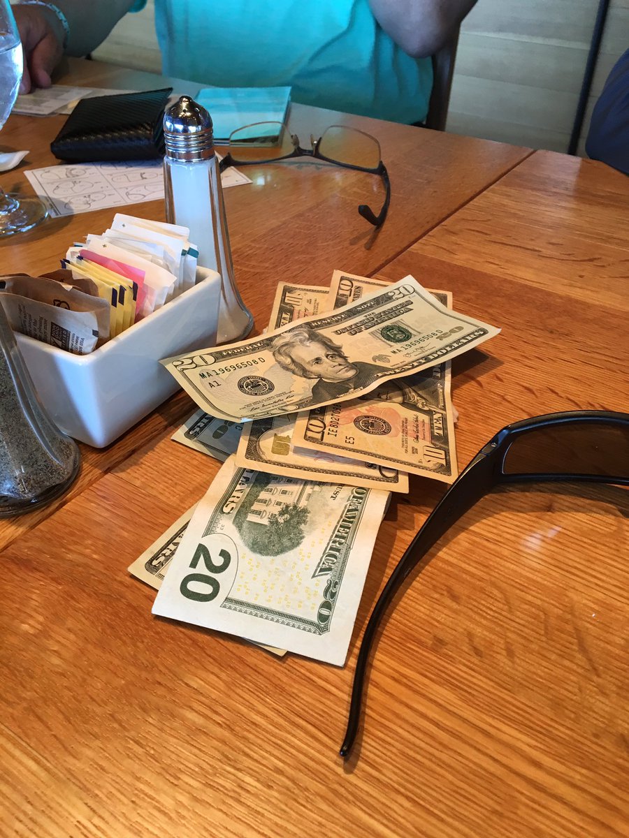 BandonLoons's tweet photo. Pot of cash for the morning winner(s). #NetNotGross https://t.co/WGLruoGozv