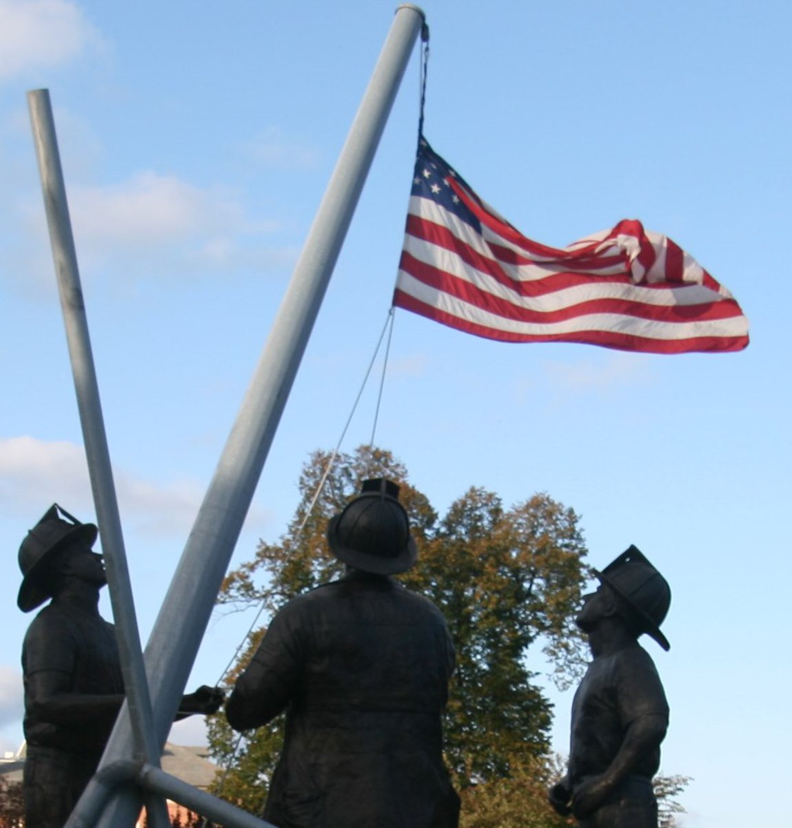 code3foracure's tweet image. NEVER FORGEET 9/11.
God Bless America. Amen!