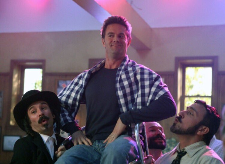 DillahuntGFans's tweet photo. Happy Monday! Live it up like Burt Chance in @RaisingHopeFOX π#garretdillahunt #burtchance #raisinghope https://t.co/a62k37qiTm