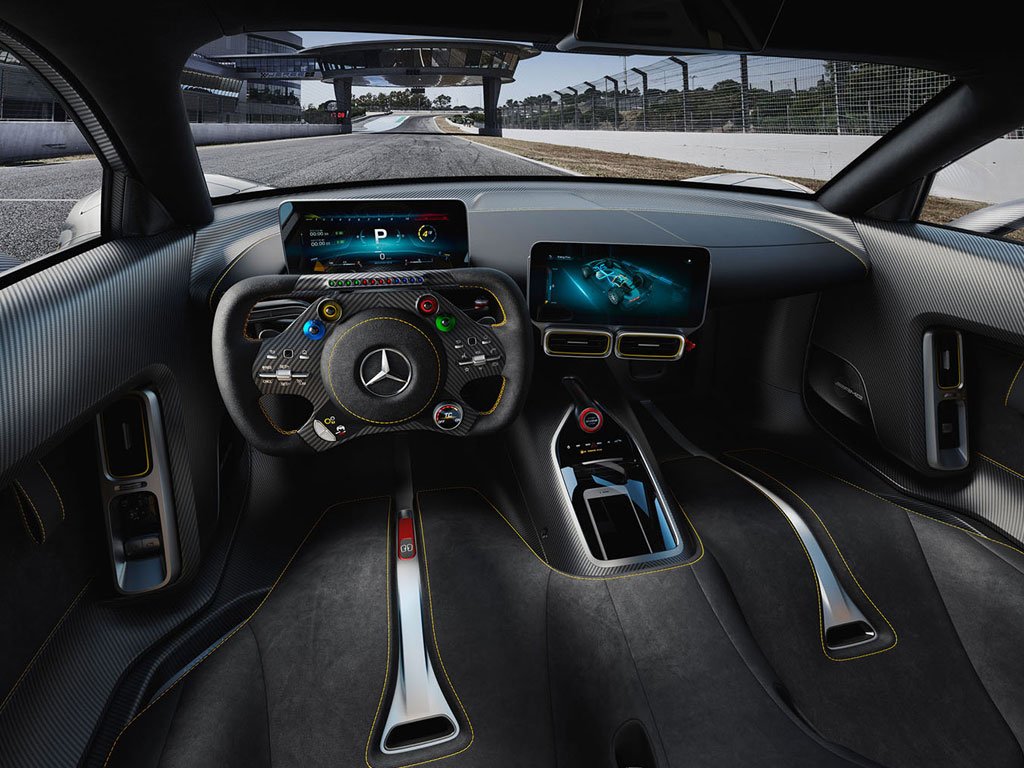 MartinBashforth's tweet photo. THAT interior!! 😍 😍
#MercedesProjectOne https://t.co/BW2I3ERsUX