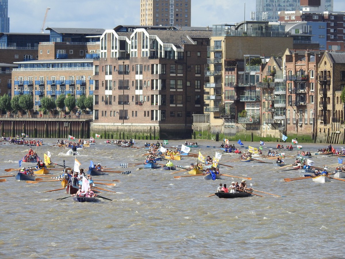 Full set of #GreatRiverRace pictures are here, see if you can find yourself! flic.kr/s/aHsm4MibXg <a href="/GreatRiverRace/">The Great River Race</a> <a href="/LondonPortAuth/">Port of London Authority</a>