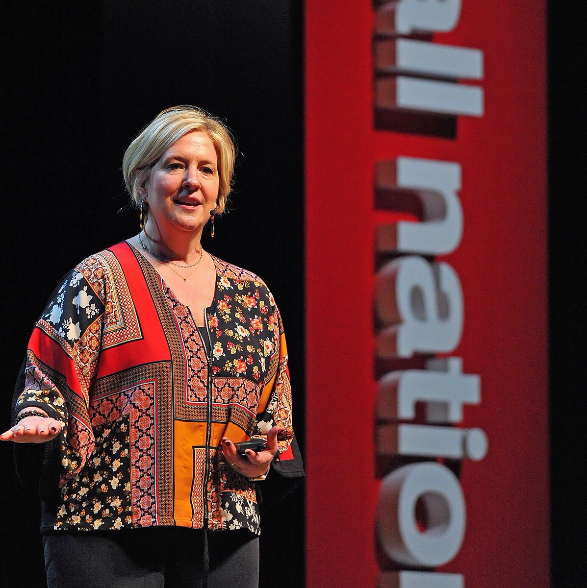 Target News tweet media