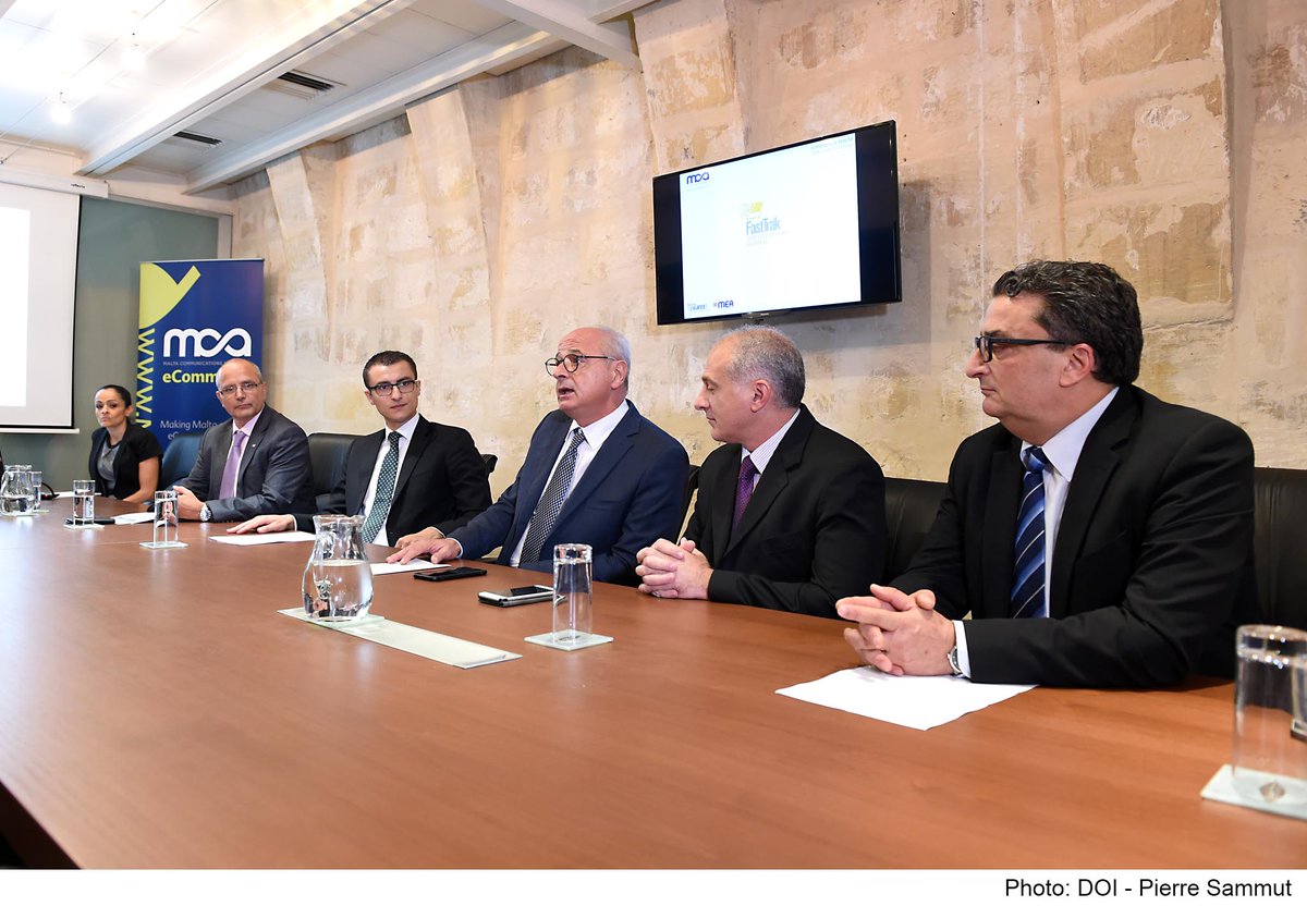 MaltaGov's tweet image. #Malta PS @SilvioSchembri launches #FastTrak init &amp;amp; revision of #eCommerce Strategy, raising awareness of #socialmedia use by #businesses