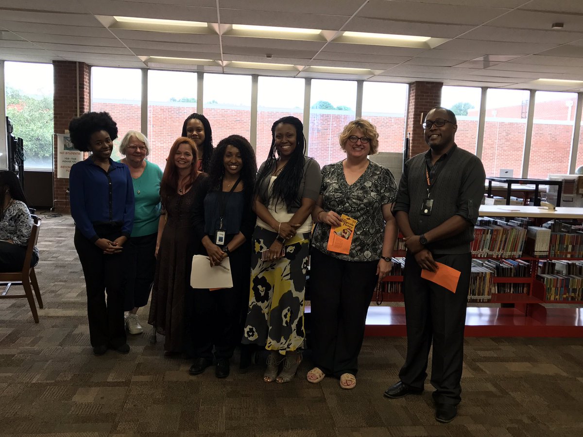 ChMSTruckers's tweet photo. Extra Mile and PBIS award winners! #ChMSMyGPSforSuccess #CommittedFaculty @brkimzey @PortsVASchools @ChmiddlePta https://t.co/jZkZlomzZL
