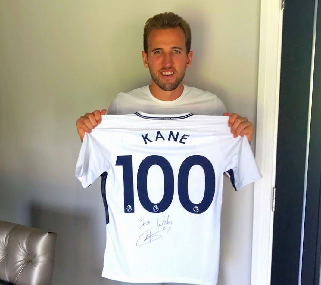 Harry Kane Signed & Framed Tottenham Hotspur F.C. SPURS Shirt Icon
