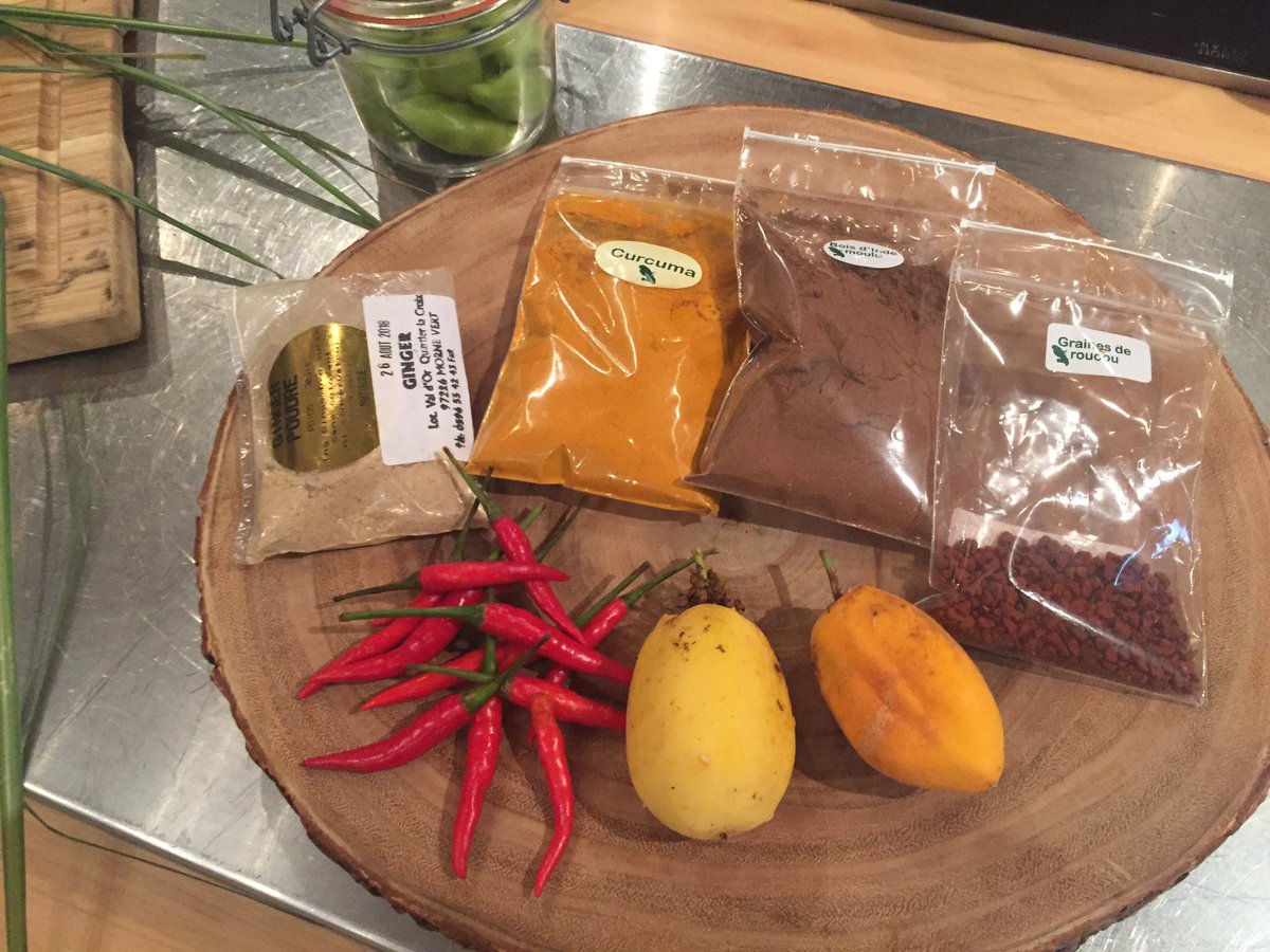 180degresF's tweet photo. On s'initie aux saveurs martiniquaises dans le cadre du festival culinaire Martinique gourmande à Québec du 14 au 24 septembre. #mg2017 https://t.co/lmfeblpX6m