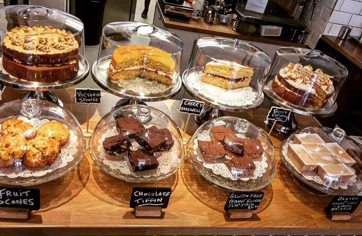 BartellasCoffee's tweet photo. Everything you see here is made fresh in our kitchen. A little slice here and there never hurt nobody 😍 https://t.co/qcADuFMwwQ