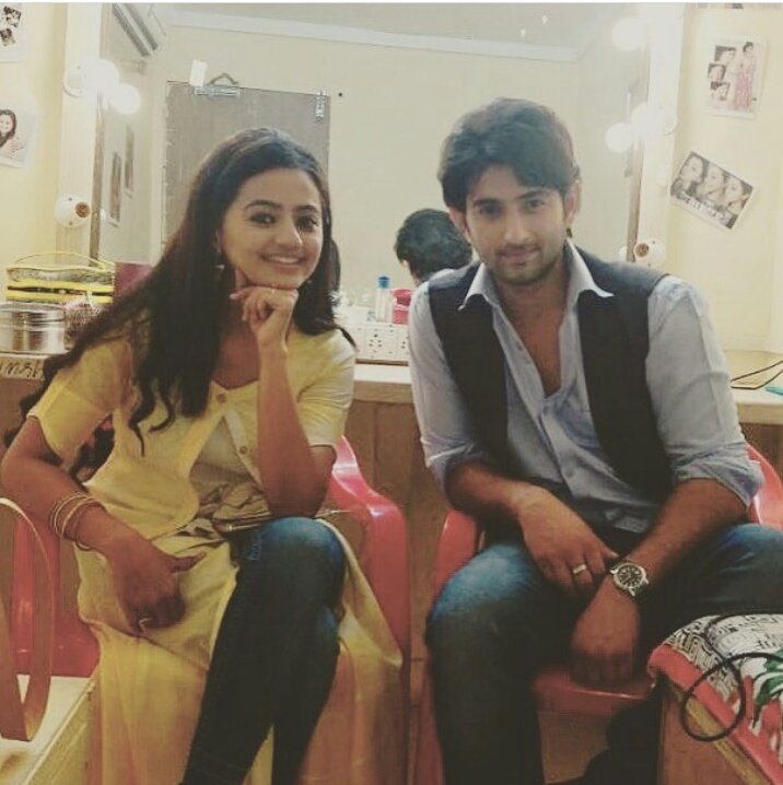 IshuChukki's tweet photo. @mudit_ronnie new ig post.caption- "in d end..#new beginning. ❤ @OfficialHelly7 
@kanch_95 @NainaDesai123 @GeethaSwaSanian @HellyS_Admirers https://t.co/kUeIi0E5WL