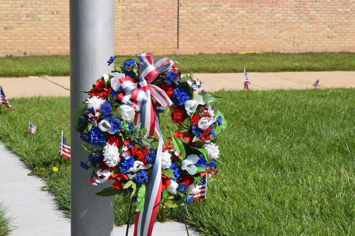 WHSLionsPride's tweet photo. Physical education teacher Susan Pardo and her students honor our fallen every year on 9-11. https://t.co/6e344xrYvS
