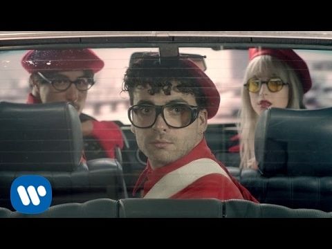 🎶 Celebrate #MusicMonday with <a href="/Paramore/">paramore</a>! Why? Because we 'Told You So'! buff.ly/2jhqrEq