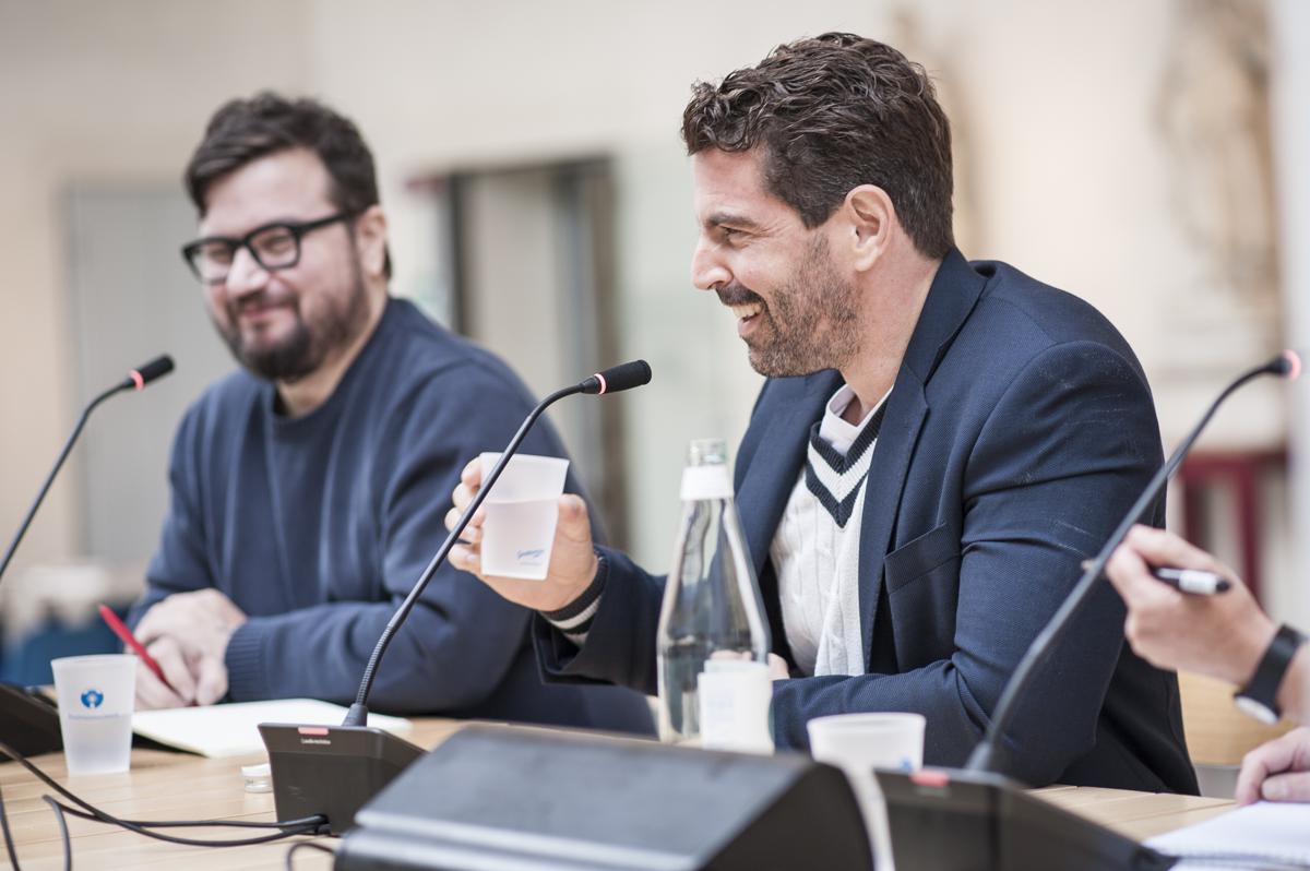 festletteratura's tweet photo. Niente di meglio per gestire la malinconia del #FestEnd che sfogliare le foto dell'ultima giornata di #FestLet 📷 https://t.co/7EXQOLgtWl https://t.co/qtbwvtWrnn