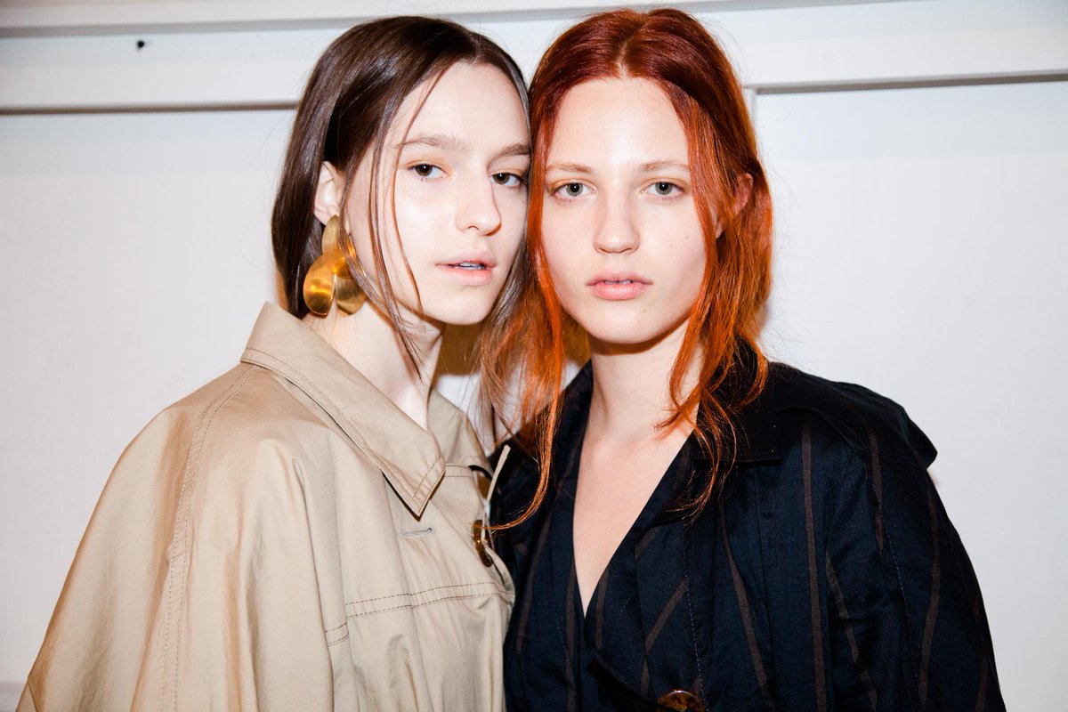 FashionWeek's tweet photo. Big and bold earrings made a statement backstage at #COLOVOS. #NYFW https://t.co/RlM316PWBs