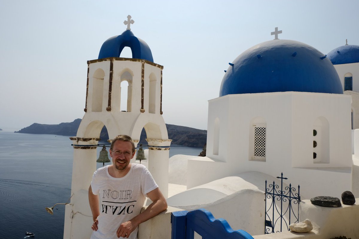 RobinKlose's tweet photo. Holidays! #Santorini #Greece https://t.co/5pS0kTETXG