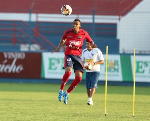 Edimar é a dúvida para 1a partida do Fortaleza contra o Tupi-MG. 
diariodonordeste.verdesmares.com.br/cadernos/jogad…  #JuntosLutaremosPeloAcesso