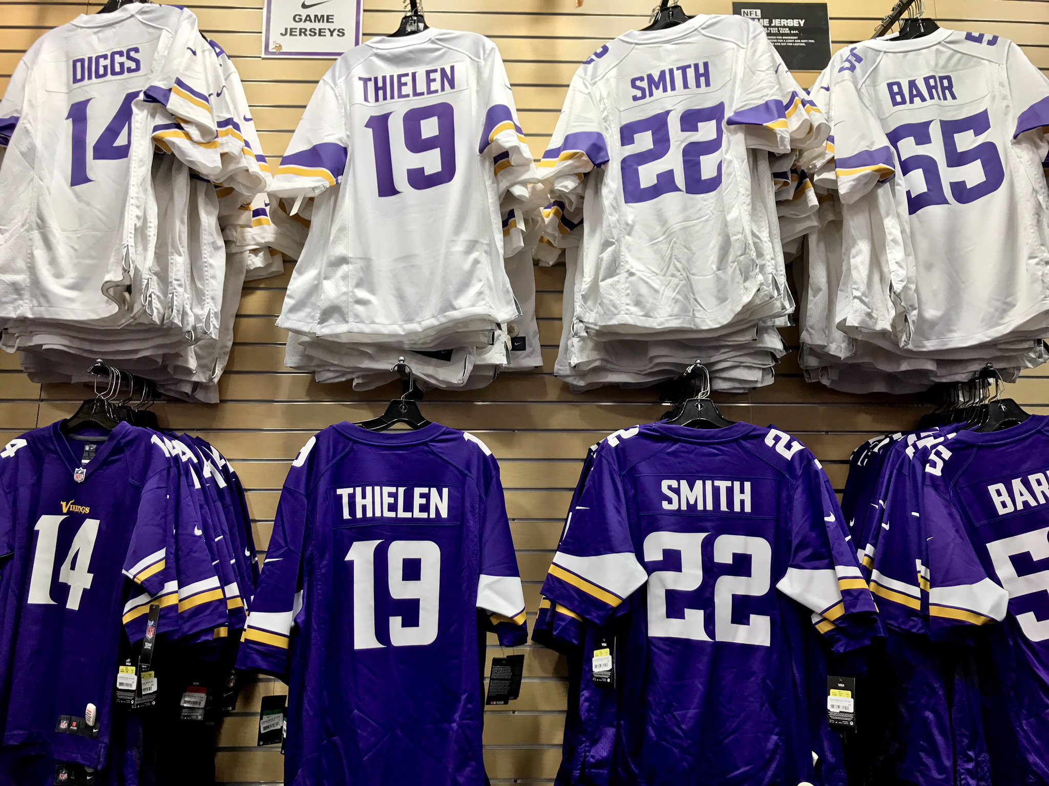 Vikings jersey mall of america discount