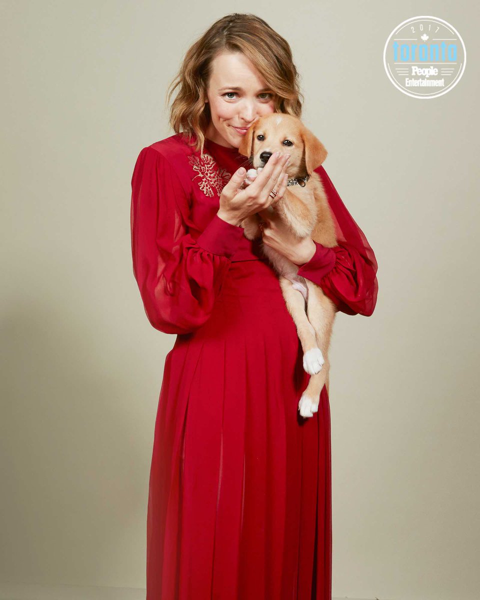 rachelmonline's tweet photo. 📷 | Rachel photographed for with an adorable pup from #FindingThemHomes during #TIFF17 🐶 - https://t.co/bmlpFMsxRE https://t.co/LrPzhKvHaY
