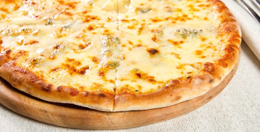 PiccoleRicette's tweet photo. "Pizza ai quattro formaggi" https://t.co/Z23W379Qu3 #piccolericetteapp #yummy #foodporn https://t.co/JmjqmhXUWU